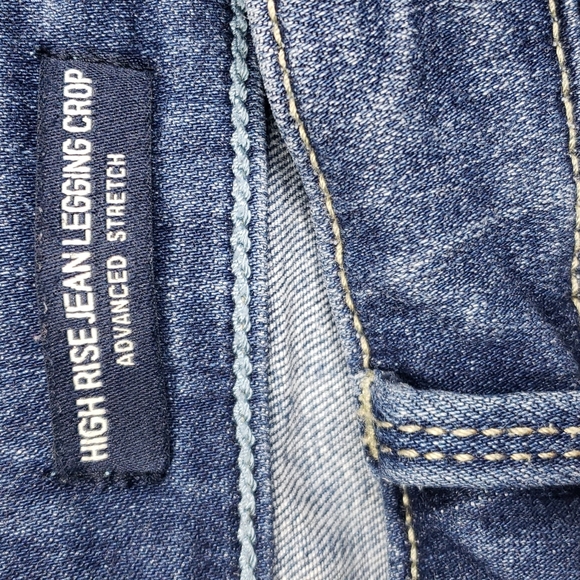 Hollister High Rise Jean Legging Crop Advanced Stretch Jeans 27x26 - Picture 3 of 6